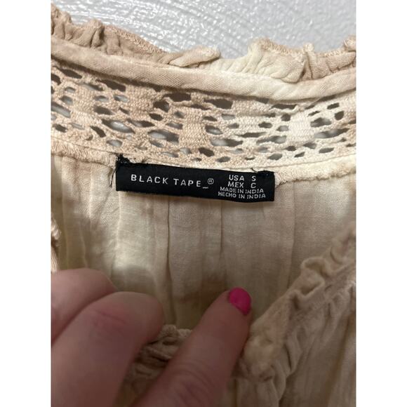 Black Tape Tank Cream Tan Crochet Neck Side Tie Sleeveless Babydoll Top Small - Picture 6 of 11